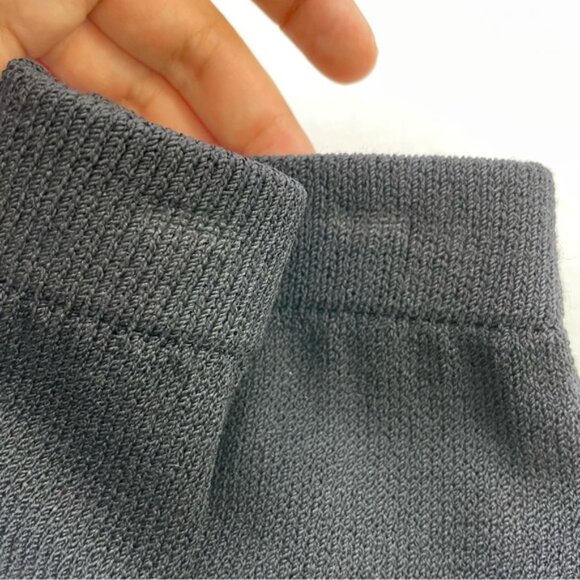 St. John‎ Basics Black Knit Mini Skirt - Picture 6 of 9